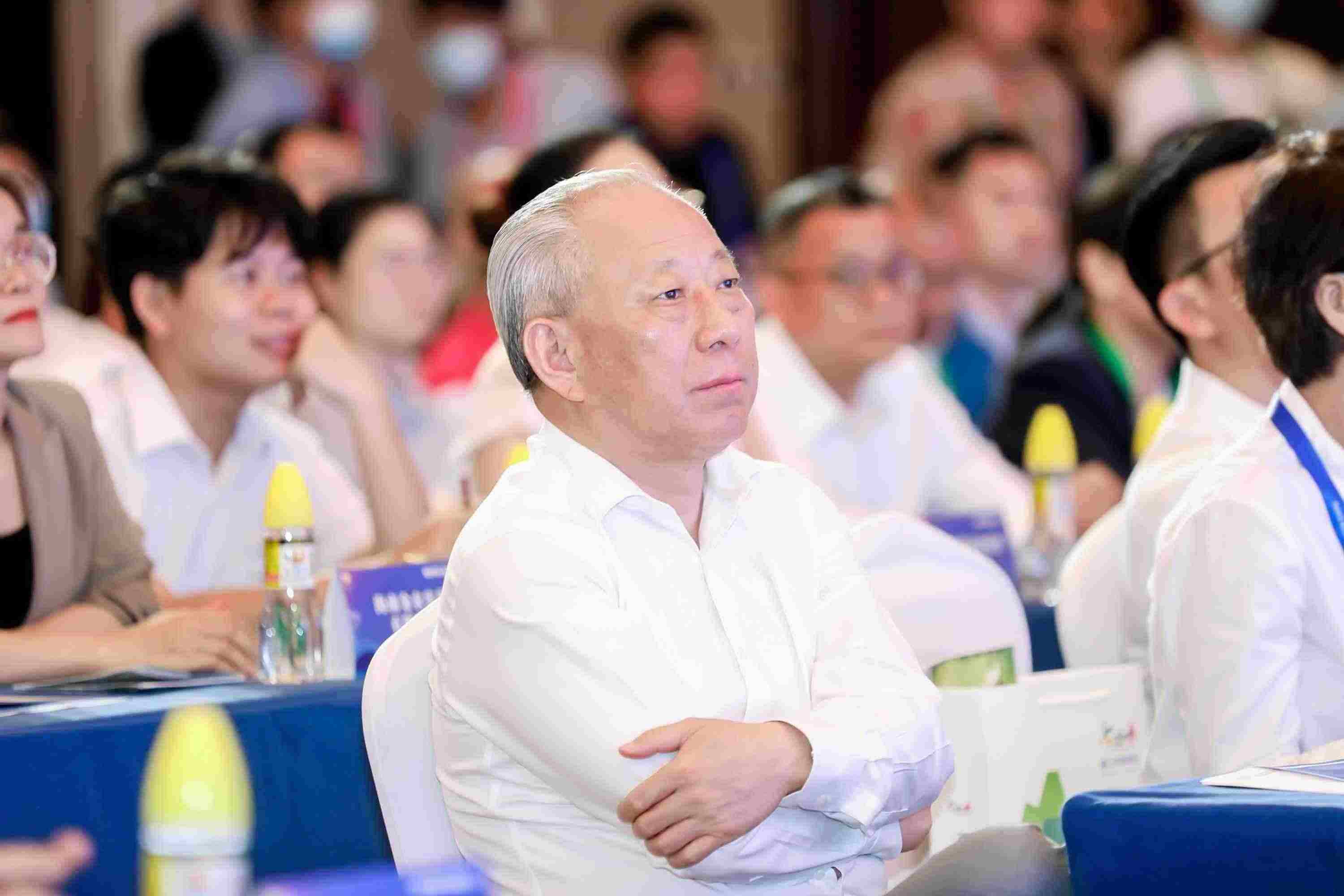 1681442415465026591.jpg 海南推介会_20230414083129.jpg